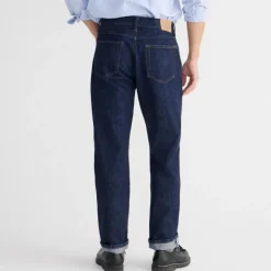 Wallace & Barnes straight-fit jean in Japanese selvedge denim