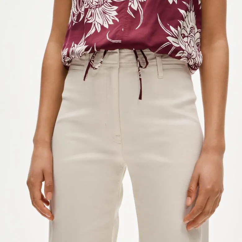 Wide-leg trouser in chino